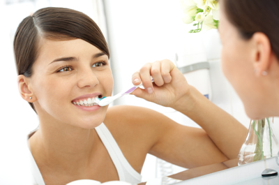 How To Pick The Right Toothbrush - Blog - Sparkle Dental - choosing-toothbrush